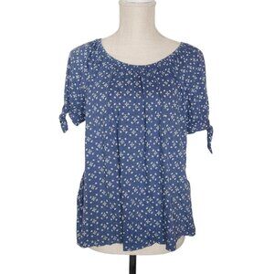 Blue Floral Blouse with Short Sleeves
